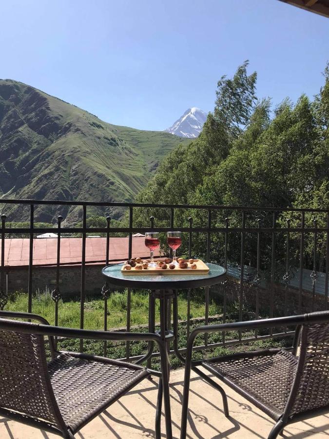 Crystal Kazbegi Hotel Exterior photo
