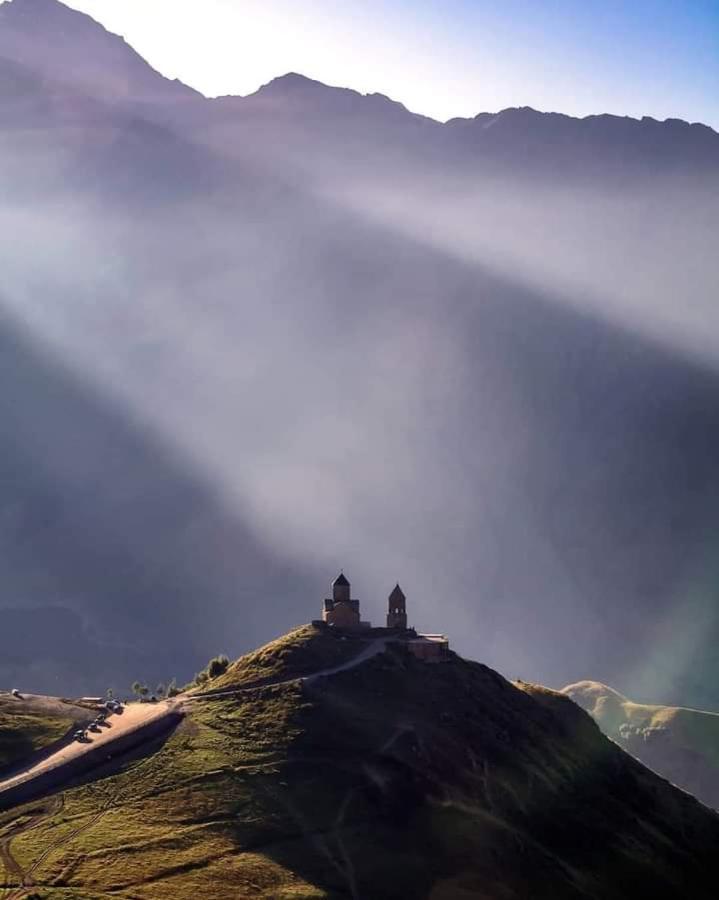 Crystal Kazbegi Hotel Exterior photo